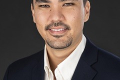Professional headshot photographers in Honolulu for business, actors, entrepreneurs, doctors, lawyers, realtors, and entertainers on Oahu. Contact Hawaii Headshot Photos.
