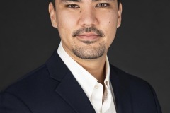 Professional headshot photographers in Honolulu for business, actors, entrepreneurs, doctors, lawyers, realtors, and entertainers on Oahu. Contact Hawaii Headshot Photos.