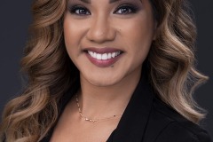 Professional headshot photographers in Honolulu for business, actors, entrepreneurs, doctors, lawyers, realtors, and entertainers on Oahu. Contact Hawaii Headshot Photos.